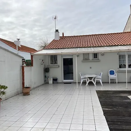 Maison Ile De Noirmoutier Pour 6 Pers, Proche Et Jardin Clos - Fr-1-823-42 بيت للعطل *