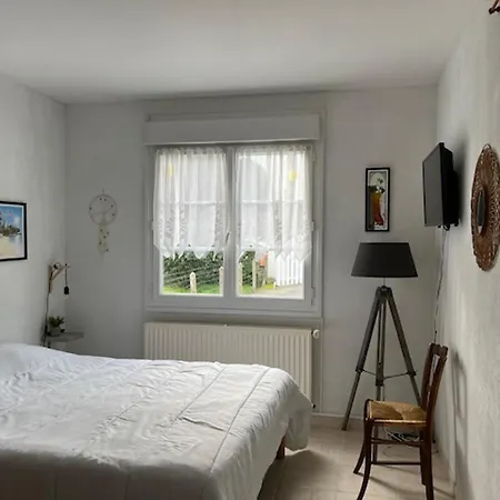 Maison Ile De Noirmoutier Pour 6 Pers, Proche Et Jardin Clos - Fr-1-823-42 بيت للعطل *