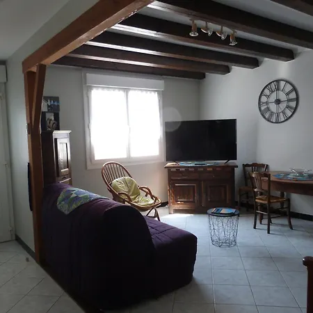 Maison Ile De Noirmoutier Pour 6 Pers, Proche Et Jardin Clos - Fr-1-823-42 Holiday home
